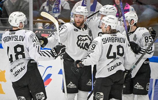 Russia Ice Hockey Kontinental League Dynamo - Traktor