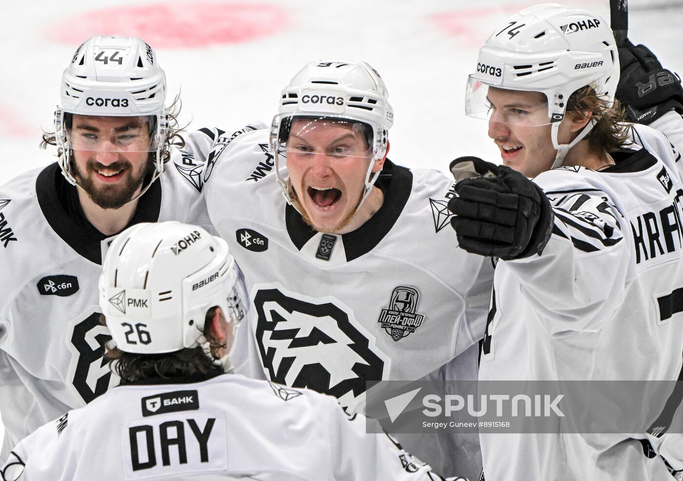 Russia Ice Hockey Kontinental League Dynamo - Traktor