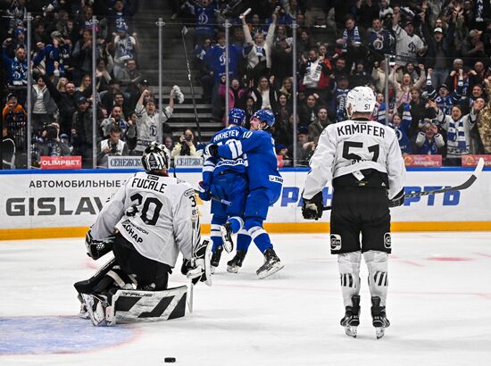 Russia Ice Hockey Kontinental League Dynamo - Traktor