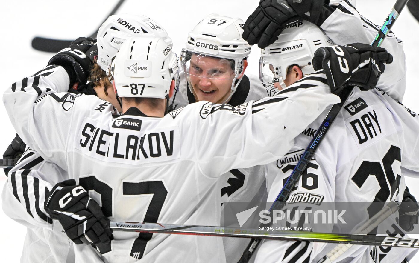 Russia Ice Hockey Kontinental League Dynamo - Traktor