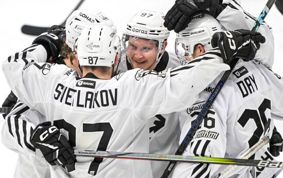 Russia Ice Hockey Kontinental League Dynamo - Traktor