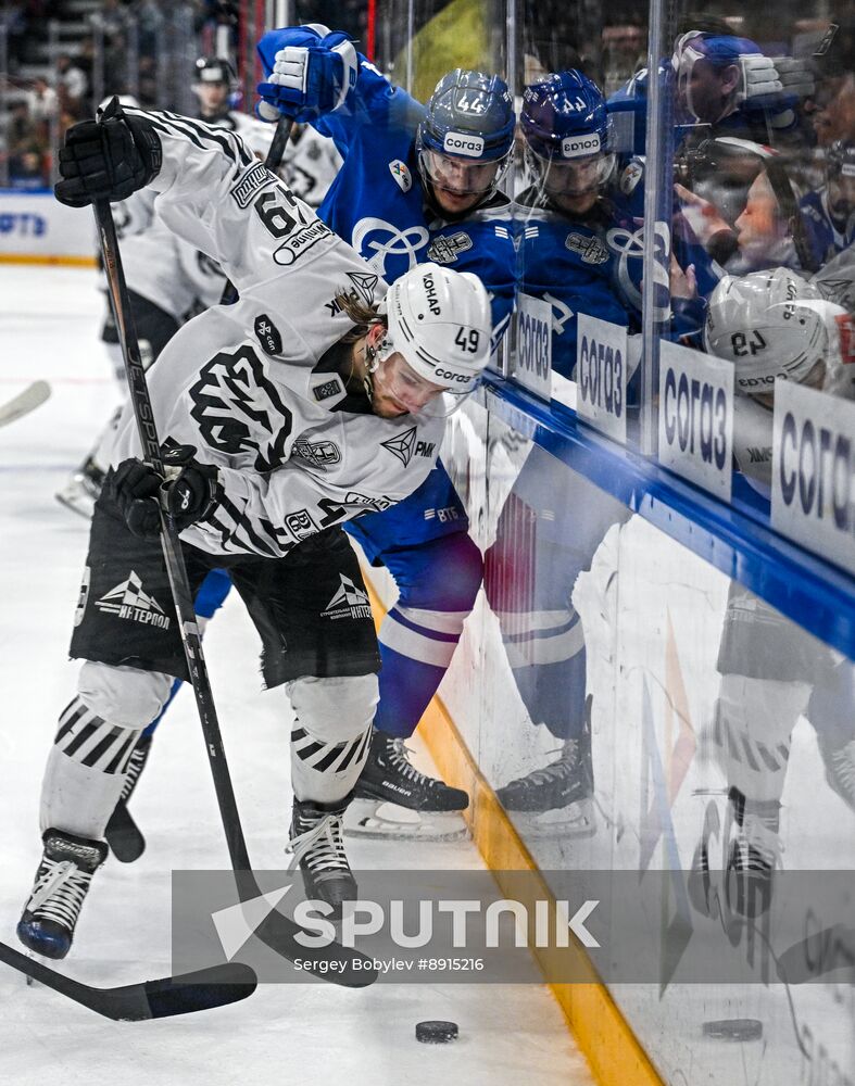 Russia Ice Hockey Kontinental League Dynamo - Traktor
