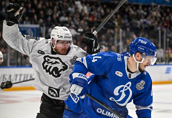 Russia Ice Hockey Kontinental League Dynamo - Traktor