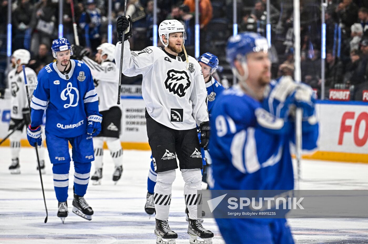 Russia Ice Hockey Kontinental League Dynamo - Traktor