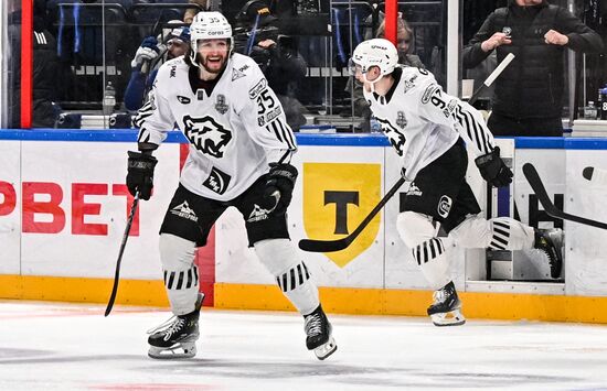 Russia Ice Hockey Kontinental League Dynamo - Traktor