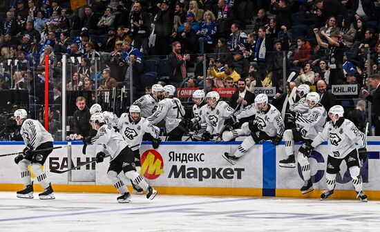 Russia Ice Hockey Kontinental League Dynamo - Traktor