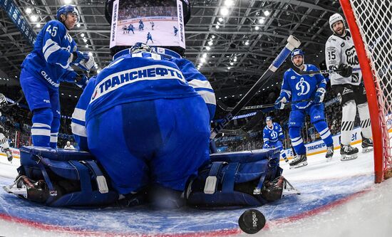 Russia Ice Hockey Kontinental League Dynamo - Traktor
