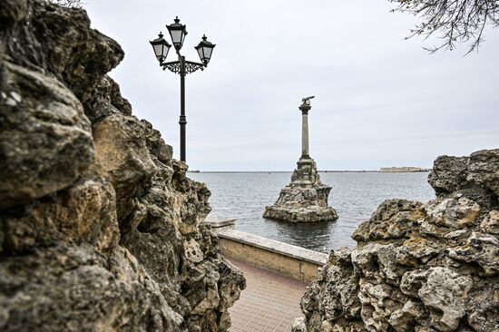 The Scuttled Ships Monument in Sevastopol. Location: Russia, Sevastopol. Author: Konstantin Mihalchevskiy/Sputnik. Hero City Sevastopol