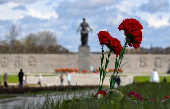 Hero City Leningrad