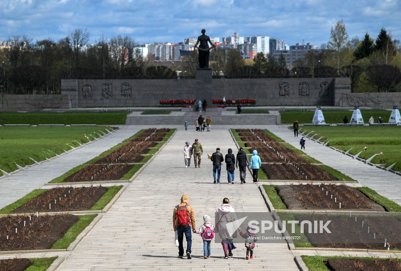 Hero City Leningrad