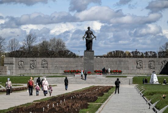 Hero City Leningrad