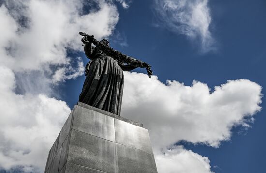 Hero City Leningrad