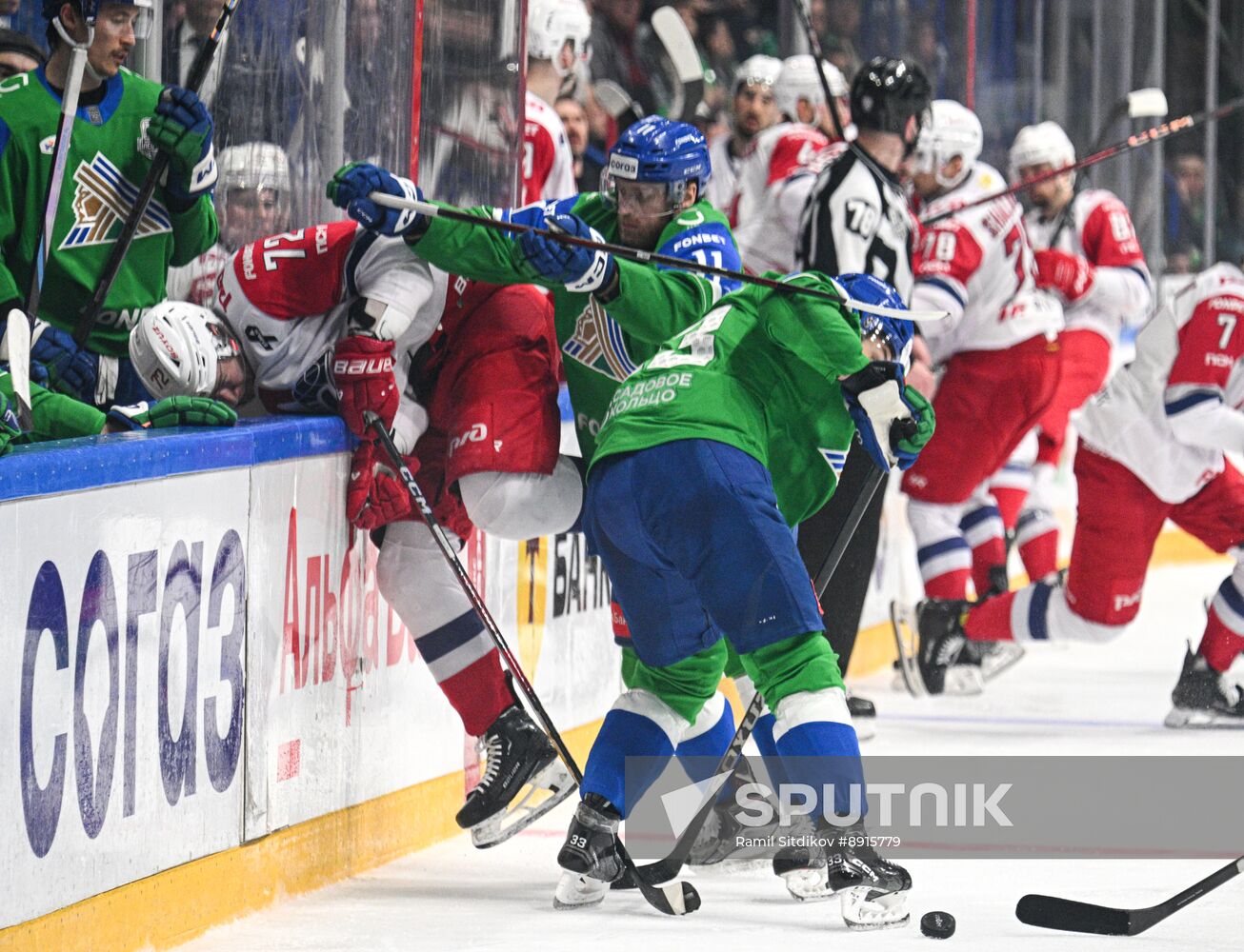 Russia Ice Hockey Kontinental League Salavat Yulaev - Lokomotiv
