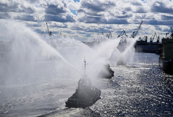 Russia Tugboat Waltz Event
