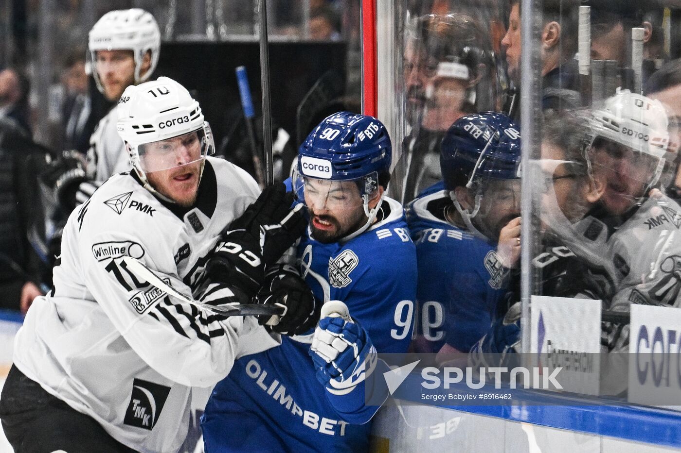 Russia Ice Hockey Kontinental League Dynamo - Traktor