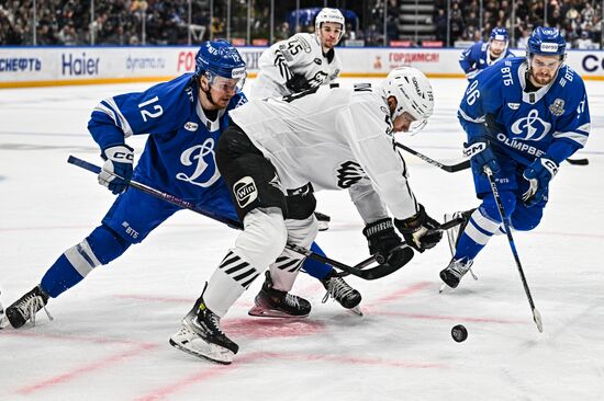 Russia Ice Hockey Kontinental League Dynamo - Traktor