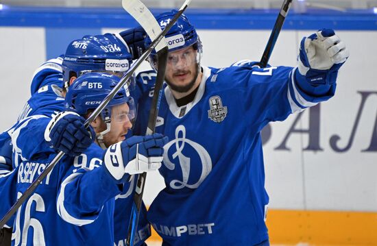 Russia Ice Hockey Kontinental League Dynamo - Traktor