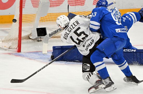 Russia Ice Hockey Kontinental League Dynamo - Traktor