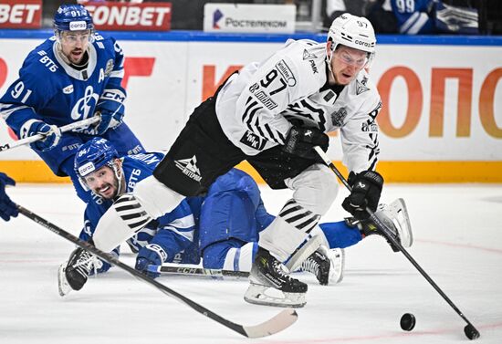 Russia Ice Hockey Kontinental League Dynamo - Traktor