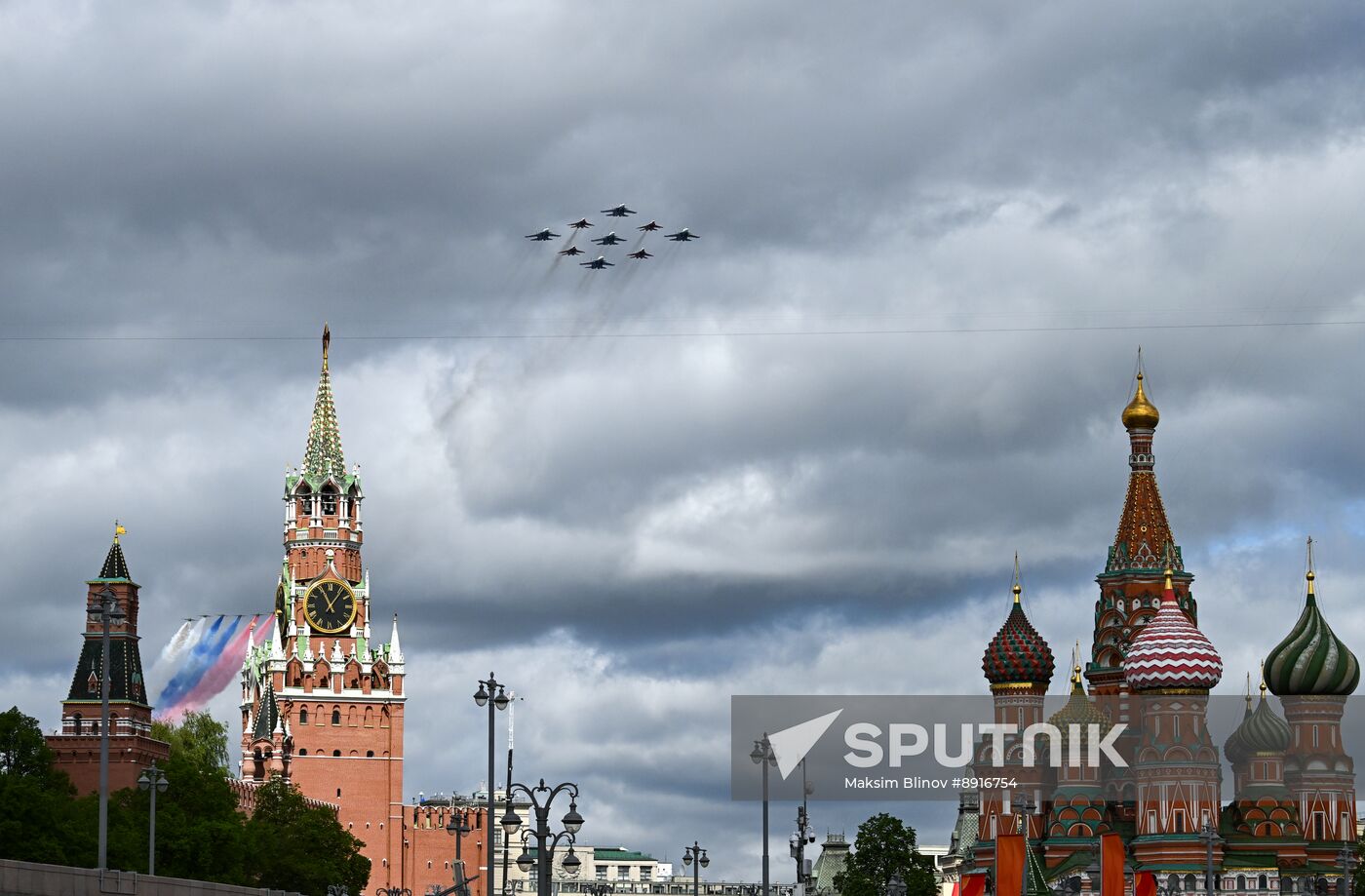 Russia WWII Victory Parade Aerial Rehearsal