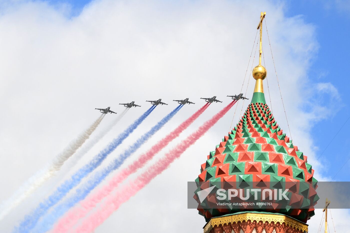 Russia WWII Victory Parade Aerial Rehearsal