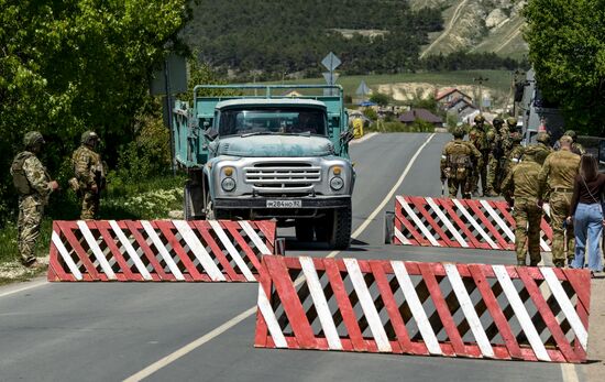 Russia Crimea Territorial Defence Training