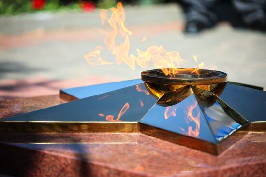 Russia WWII We Keep Flame of Victory Campaign