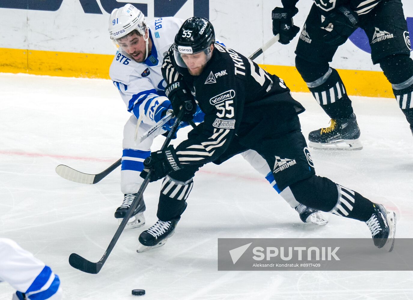 Russia Ice Hockey Kontinental League Traktor - Dynamo