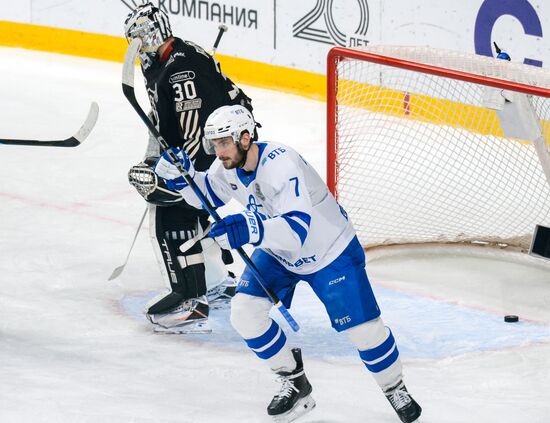 Russia Ice Hockey Kontinental League Traktor - Dynamo