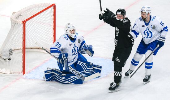 Russia Ice Hockey Kontinental League Traktor - Dynamo