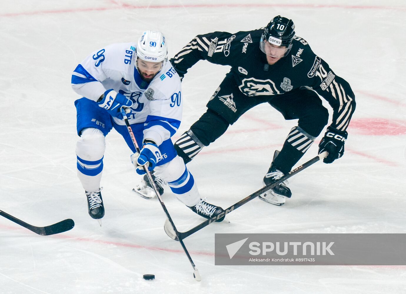 Russia Ice Hockey Kontinental League Traktor - Dynamo