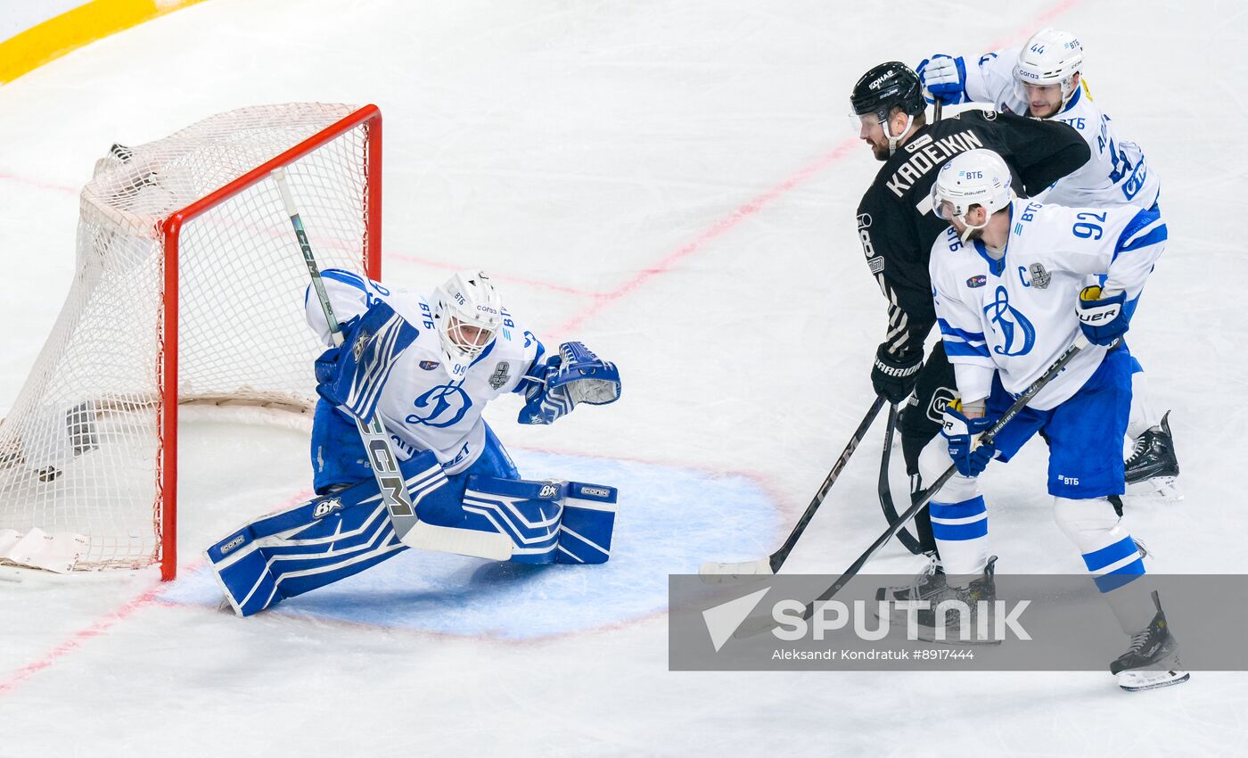 Russia Ice Hockey Kontinental League Traktor - Dynamo