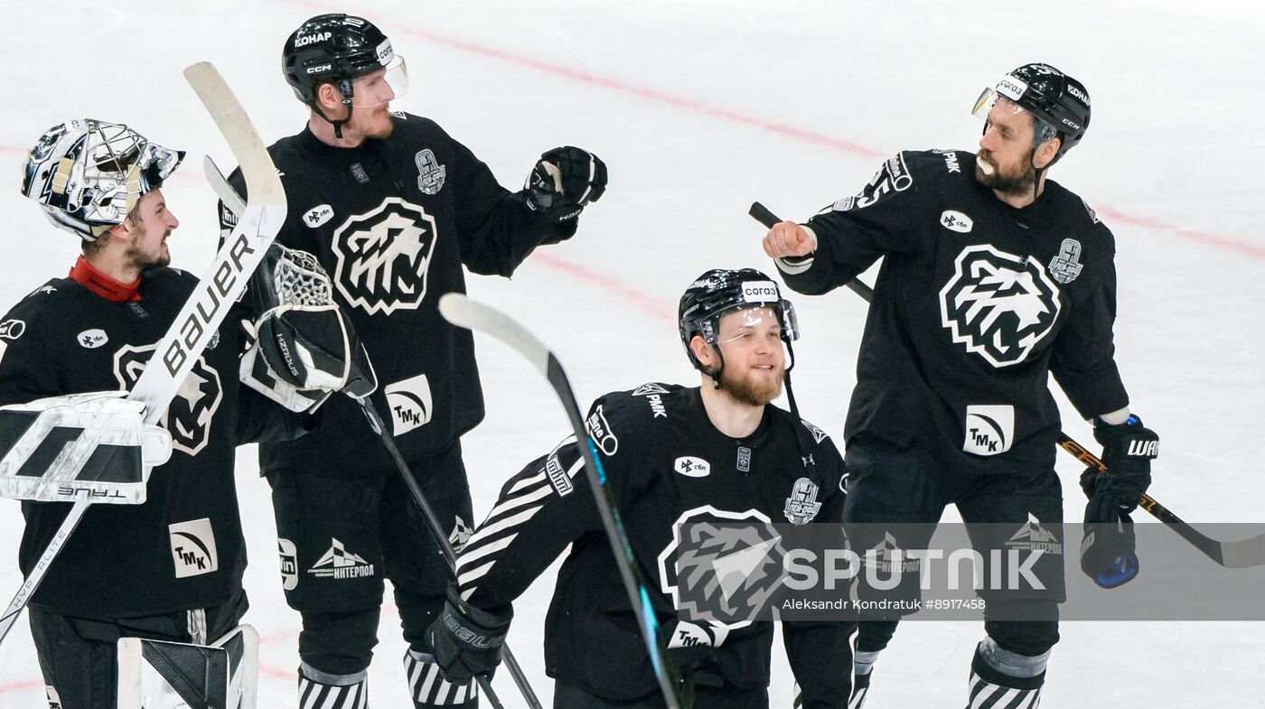 Russia Ice Hockey Kontinental League Traktor - Dynamo