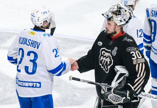 Russia Ice Hockey Kontinental League Traktor - Dynamo