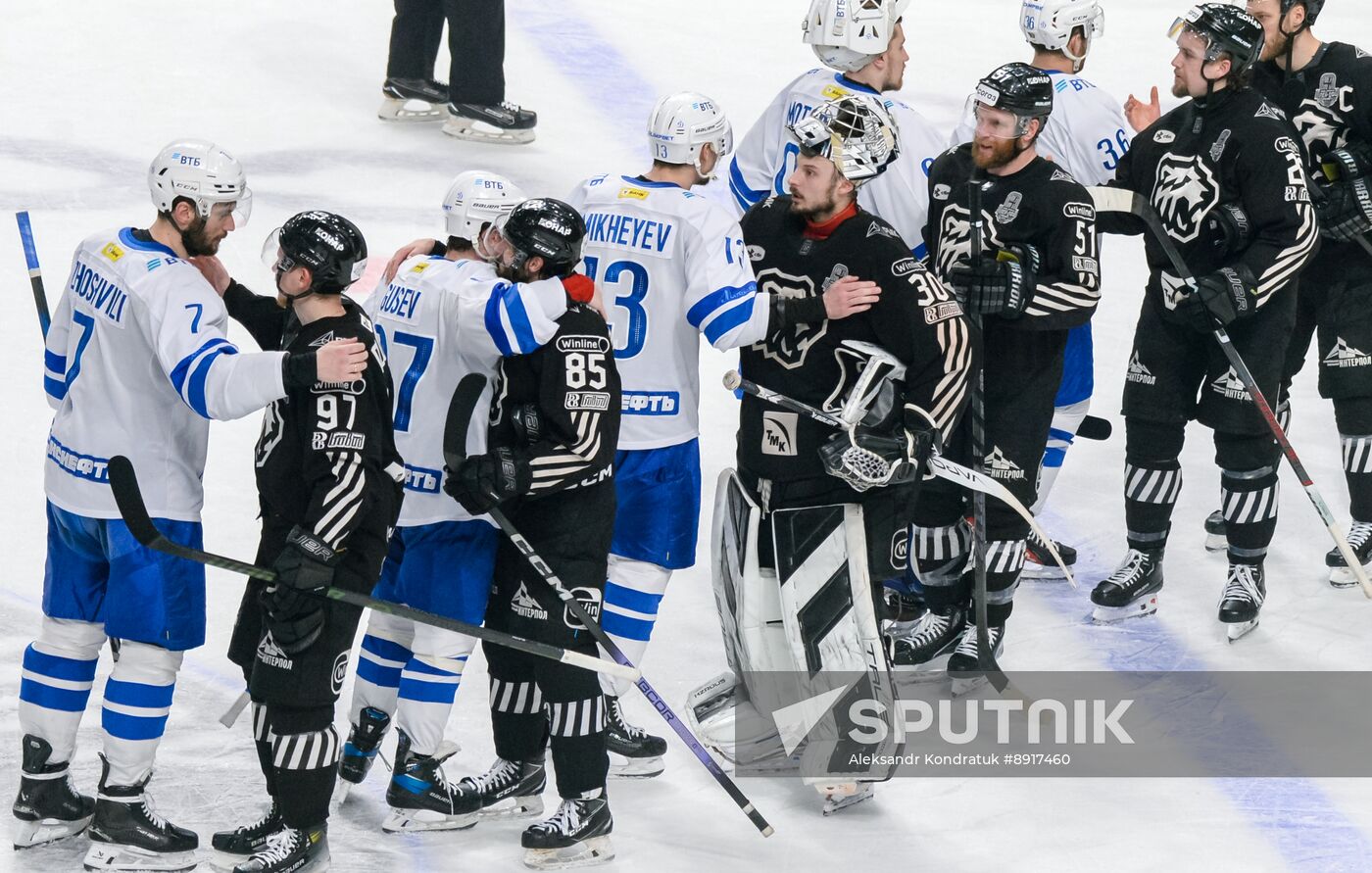 Russia Ice Hockey Kontinental League Traktor - Dynamo
