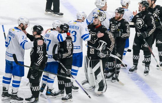 Russia Ice Hockey Kontinental League Traktor - Dynamo