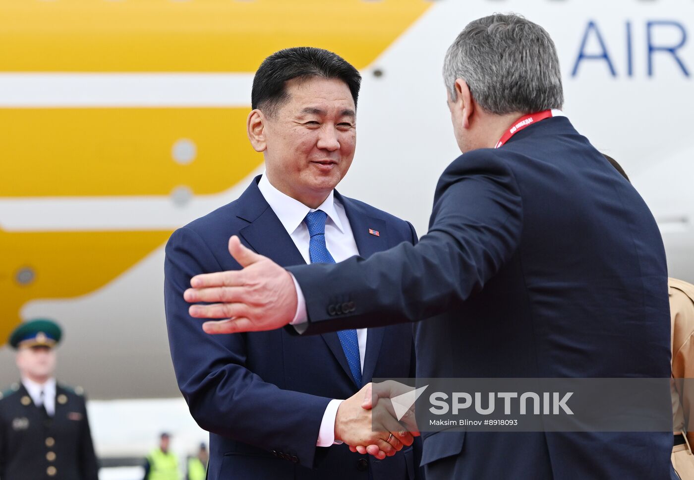 Arrival of President of Mongolia Ukhnaagiin Khurelsukh in Moscow to attend 80th anniversary of Victory