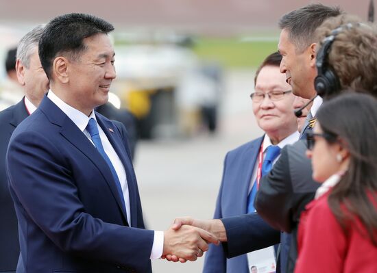 Arrival of President of Mongolia Ukhnaagiin Khurelsukh in Moscow to attend 80th anniversary of Victory