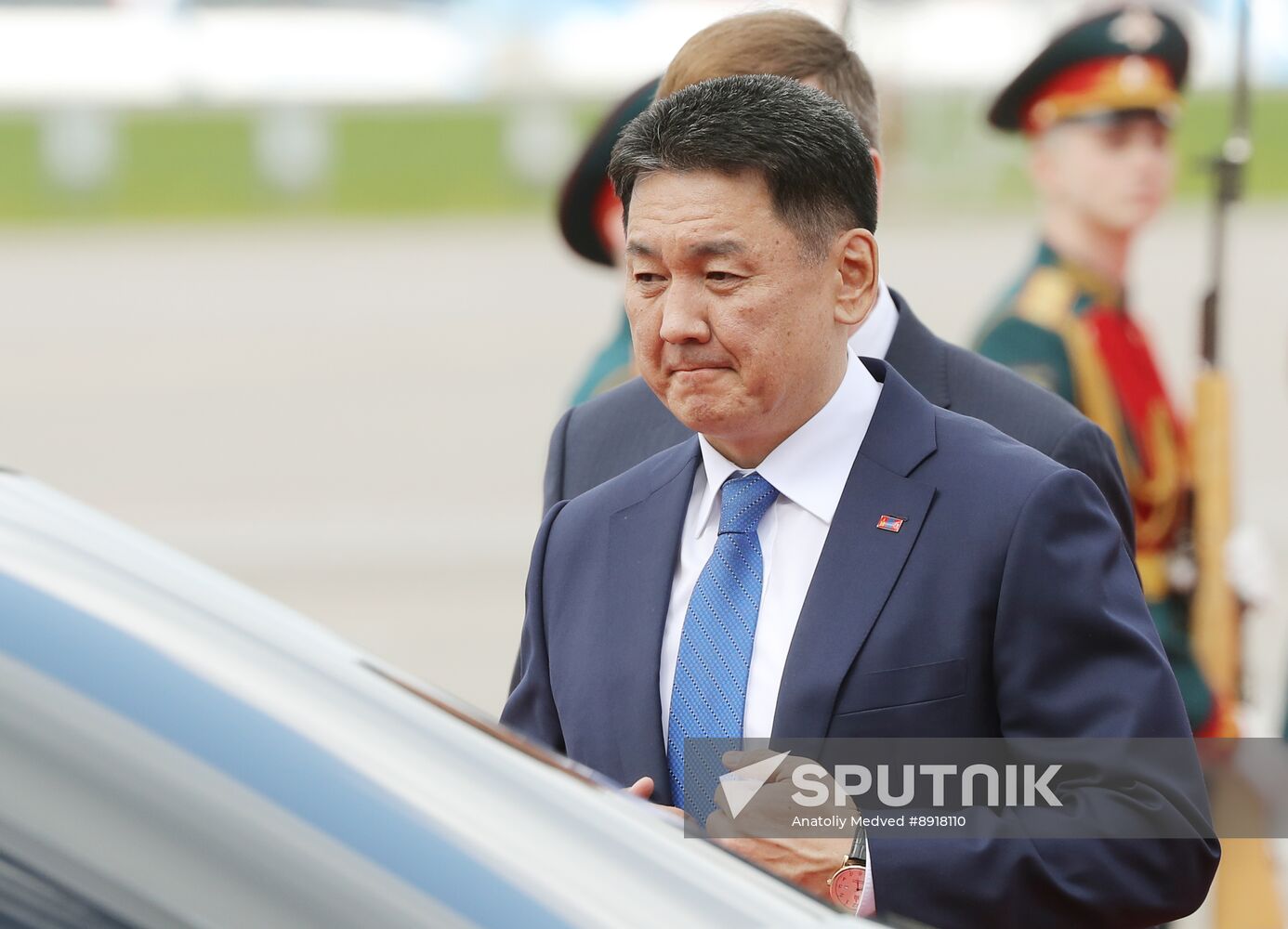 Arrival of President of Mongolia Ukhnaagiin Khurelsukh in Moscow to attend 80th anniversary of Victory