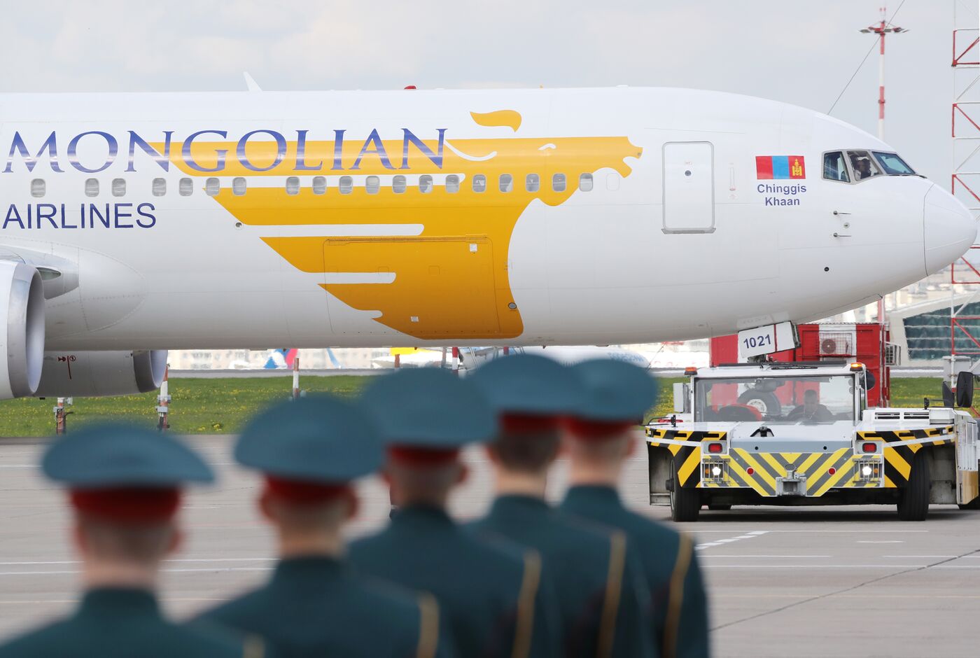 Arrival of President of Mongolia Ukhnaagiin Khurelsukh in Moscow to attend 80th anniversary of Victory