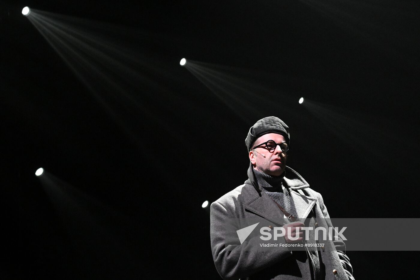 Russia Theatre Twenty Days Without War