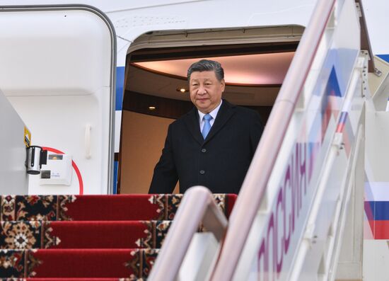 President of China Xi Jinping arrives in Moscow to attend celebrations to mark 80th anniversary of Victory
