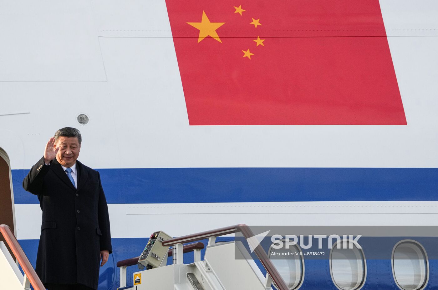 President of China Xi Jinping arrives in Moscow to attend celebrations to mark 80th anniversary of Victory