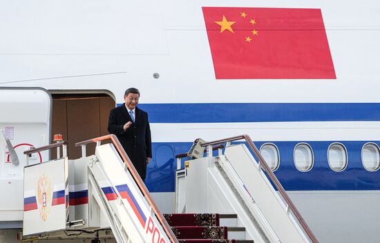 President of China Xi Jinping arrives in Moscow to attend celebrations to mark 80th anniversary of Victory