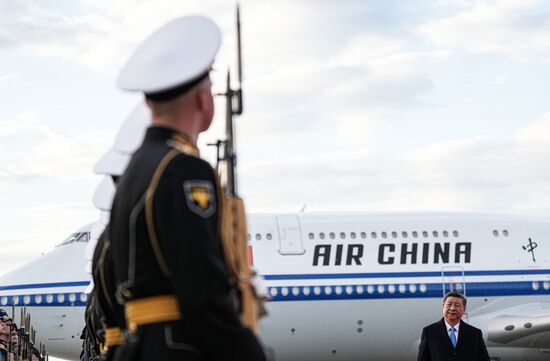 President of China Xi Jinping arrives in Moscow to attend celebrations to mark 80th anniversary of Victory