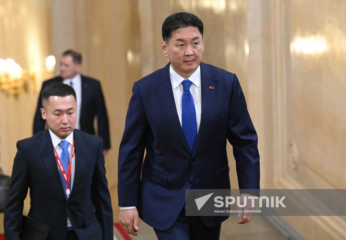 President of Russia Vladimir Putin meets with President of Mongolia Ukhnaagiin Khurelsukh