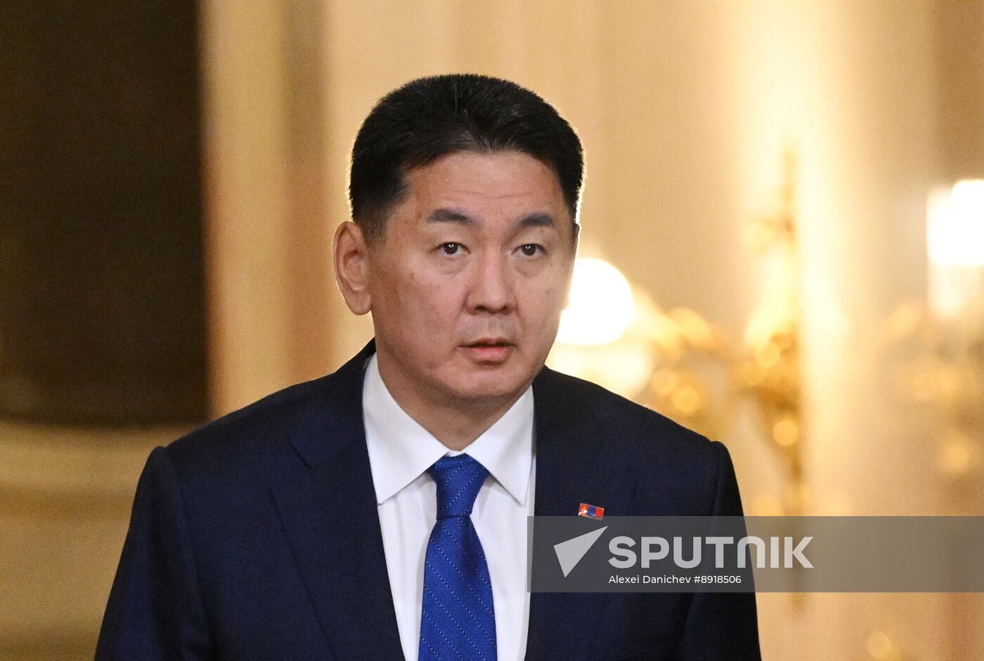 President of Russia Vladimir Putin meets with President of Mongolia Ukhnaagiin Khurelsukh