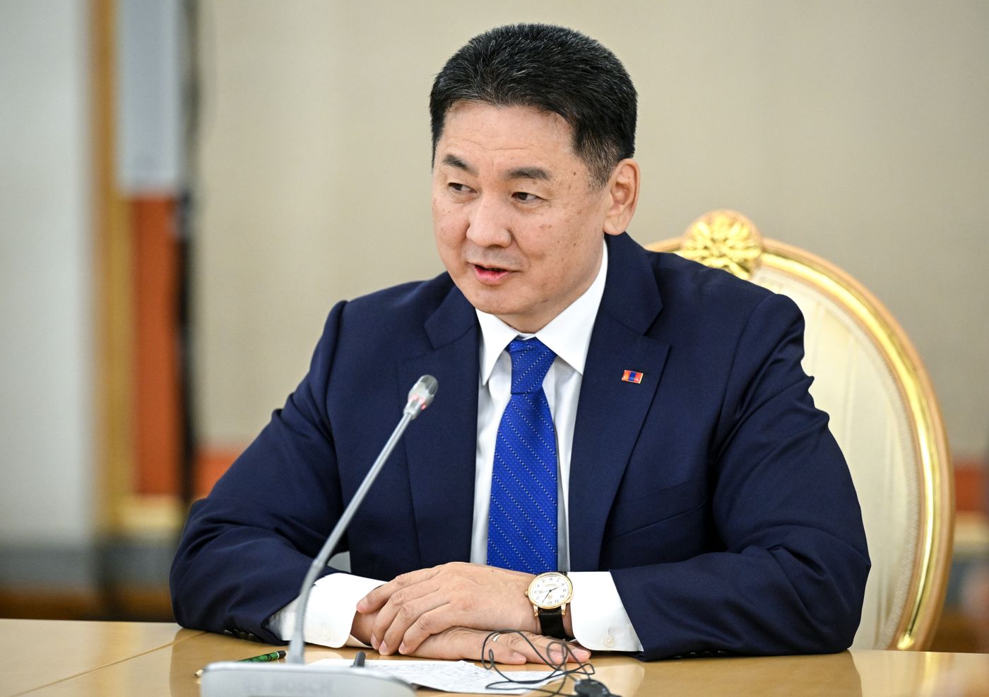 President of Russia Vladimir Putin meets with President of Mongolia Ukhnaagiin Khurelsukh