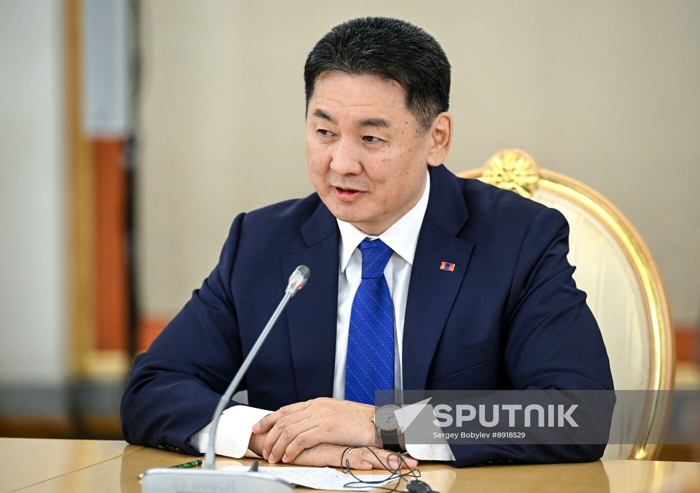 President of Russia Vladimir Putin meets with President of Mongolia Ukhnaagiin Khurelsukh