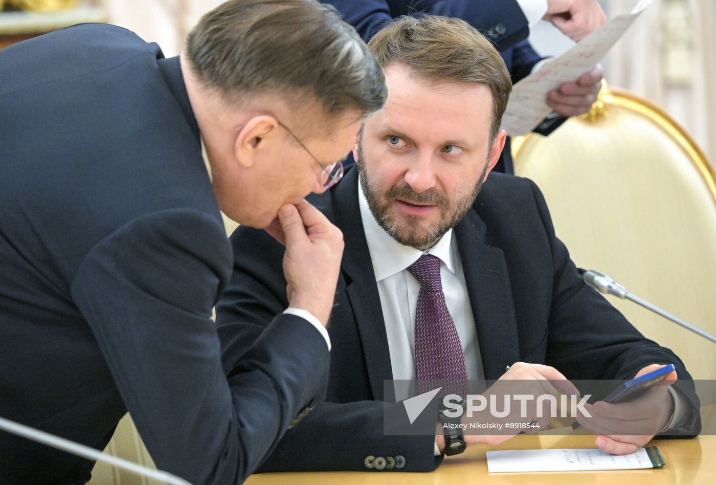 President of Russia Vladimir Putin meets with President of Mongolia Ukhnaagiin Khurelsukh